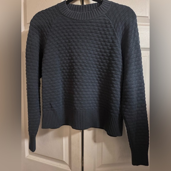 Blue Women's Texture Play Crew  Sweater Lulu lemon size XS/S - Picture 3 of 5